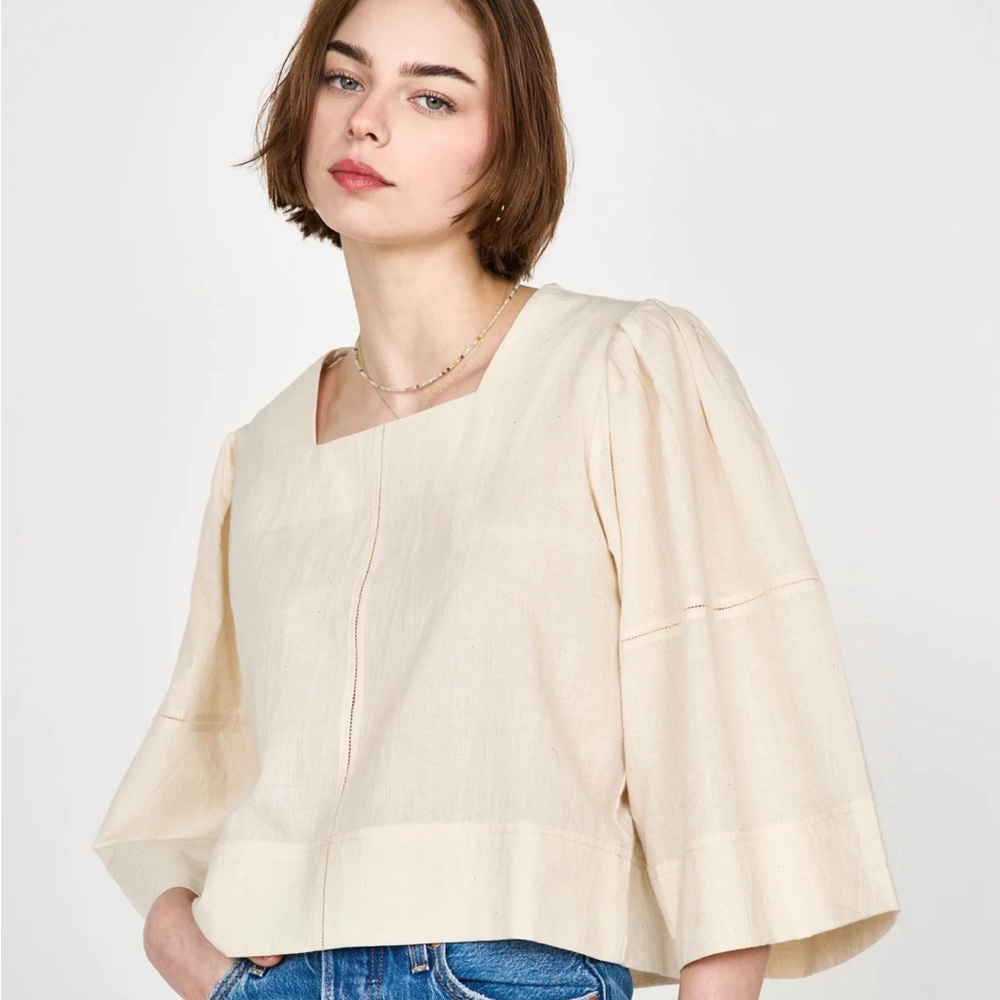 MIRTH PROVENCE TOP IN ECRU